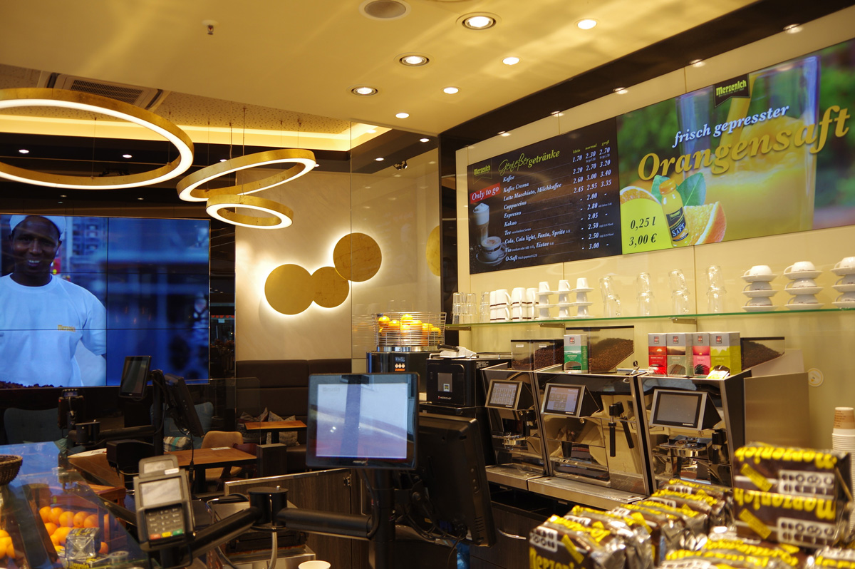 CoffeeBoard Bilschrimwerbung und Videowall Bäckerei Merzenich